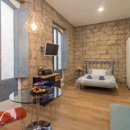 Triana Cool Apartment *